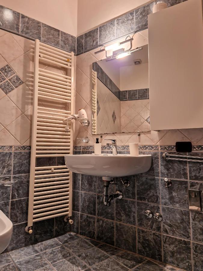 Casa Armanni - La Tua Casa Di Pietra Διαμέρισμα Γκούμπιο Εξωτερικό φωτογραφία